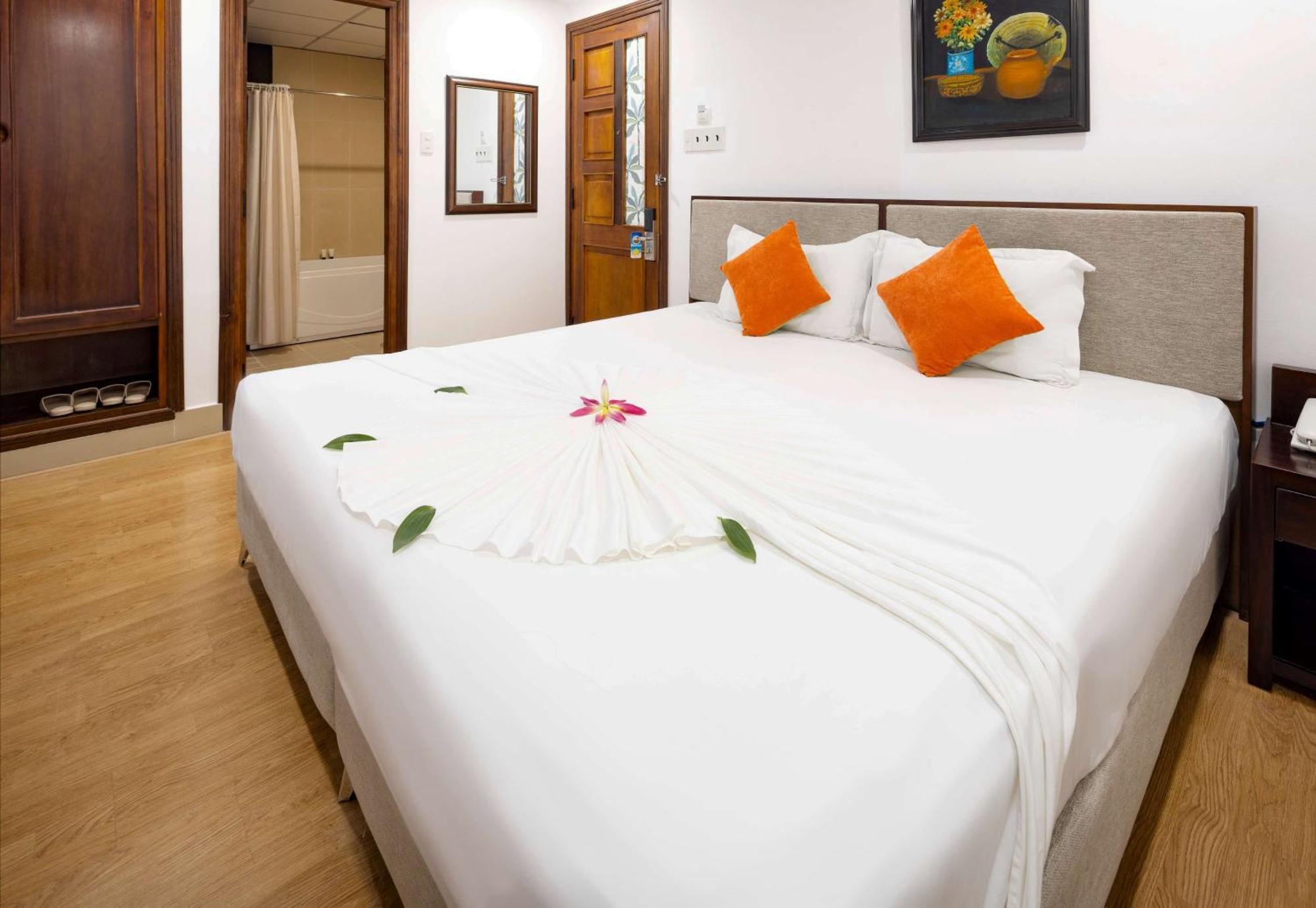 The Summer Hotel Nha Trang Exterior photo